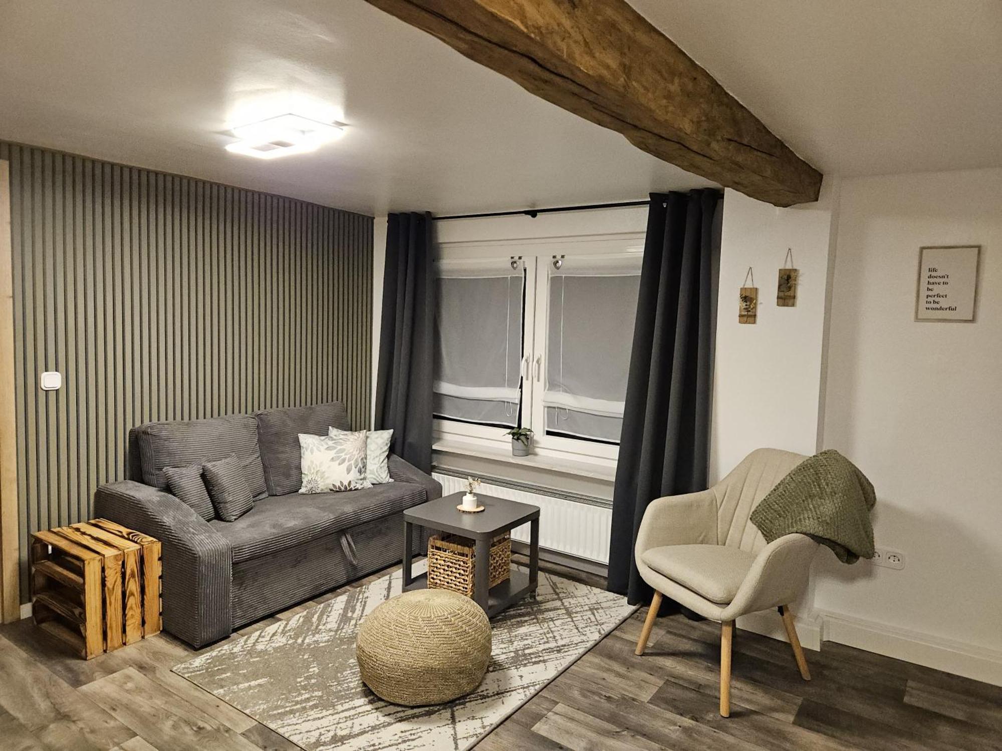 Weitefeld Gemuetliche Ferienwohnung Im Westerwald - "Ferienwohnung Grau" מראה חיצוני תמונה